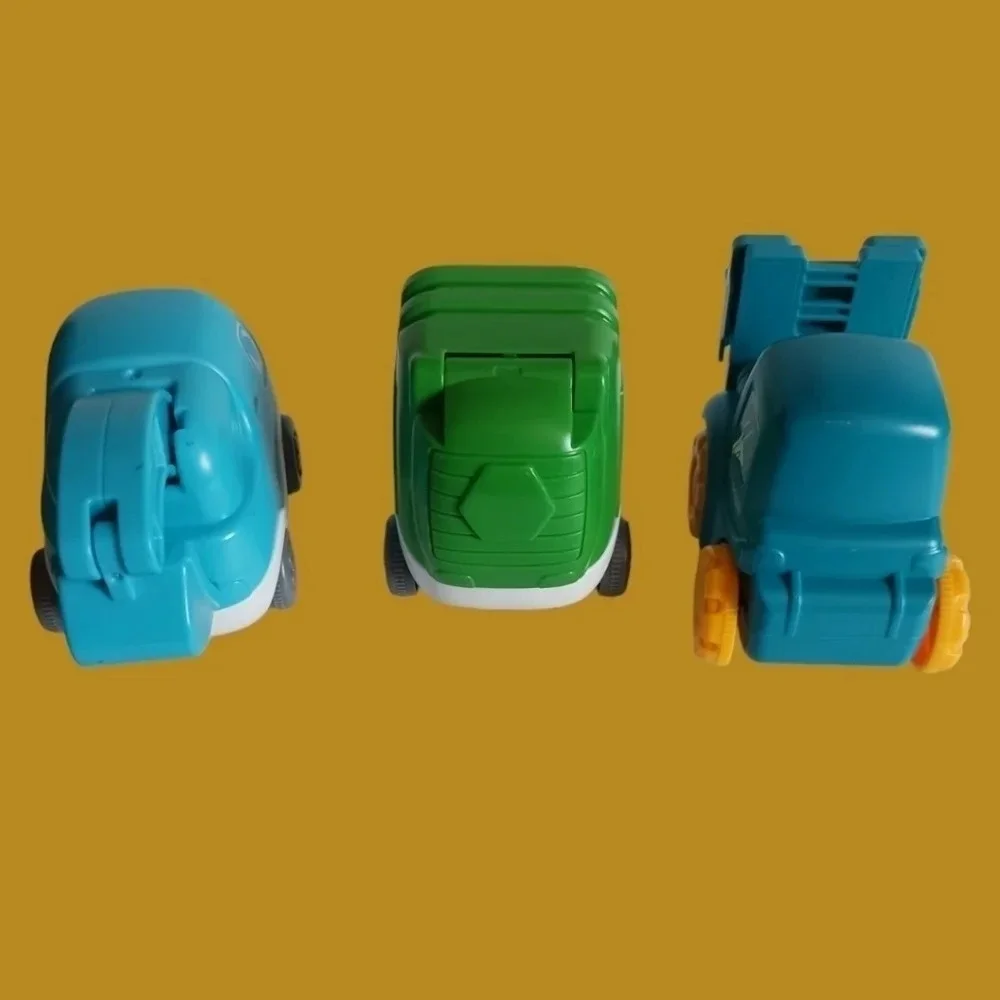 Cartoon face play vehicle set of 3